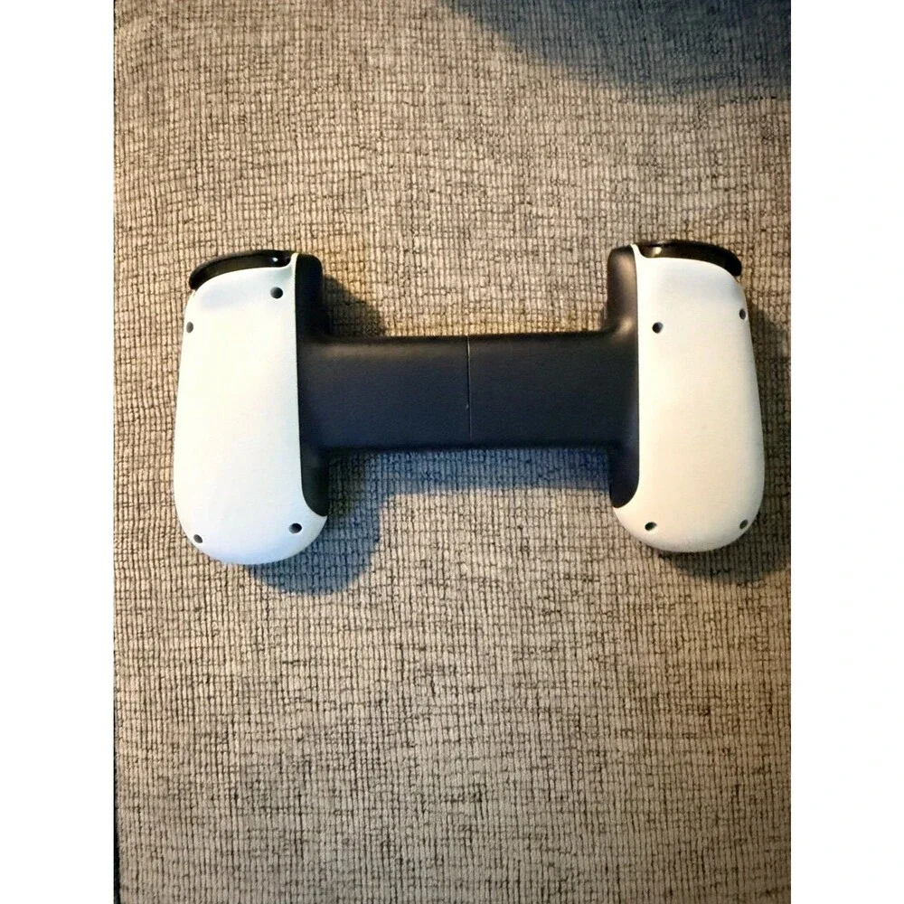 BACKBONE One Mobile Gaming Controller for iPhone PlayStation Edition